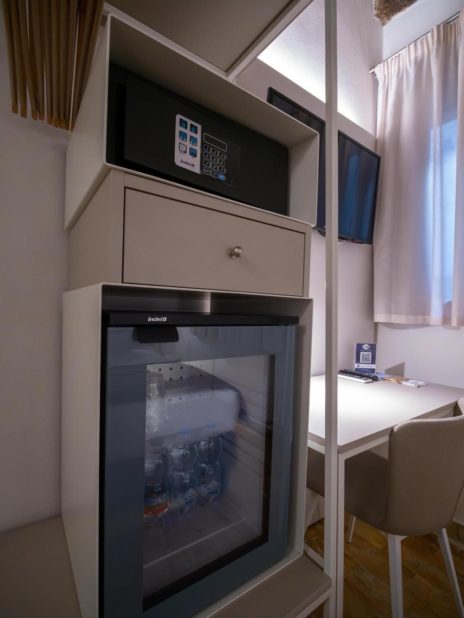 Torre Del Fuggisole Hotel Сиена Екстериор снимка